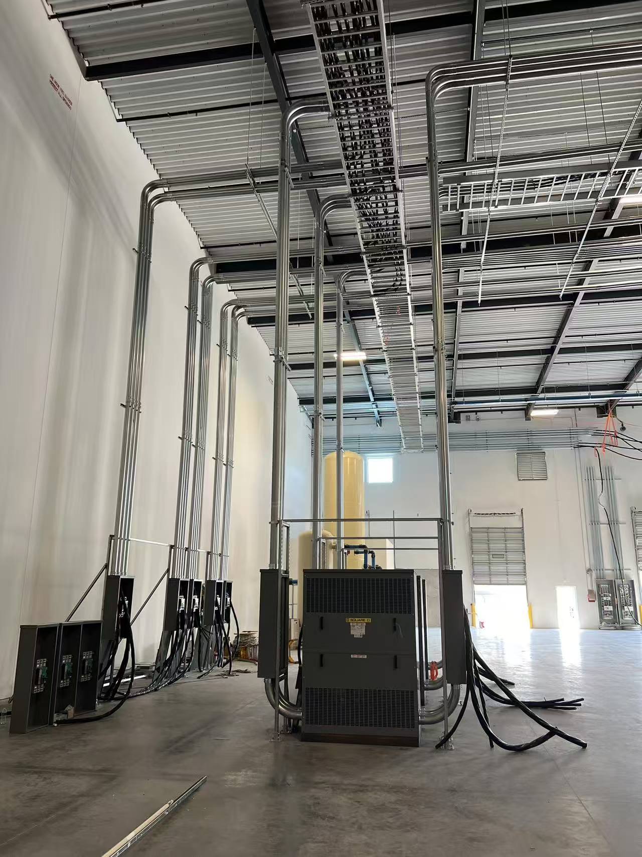 Outdoor steel framing and equipment hoisting preparation